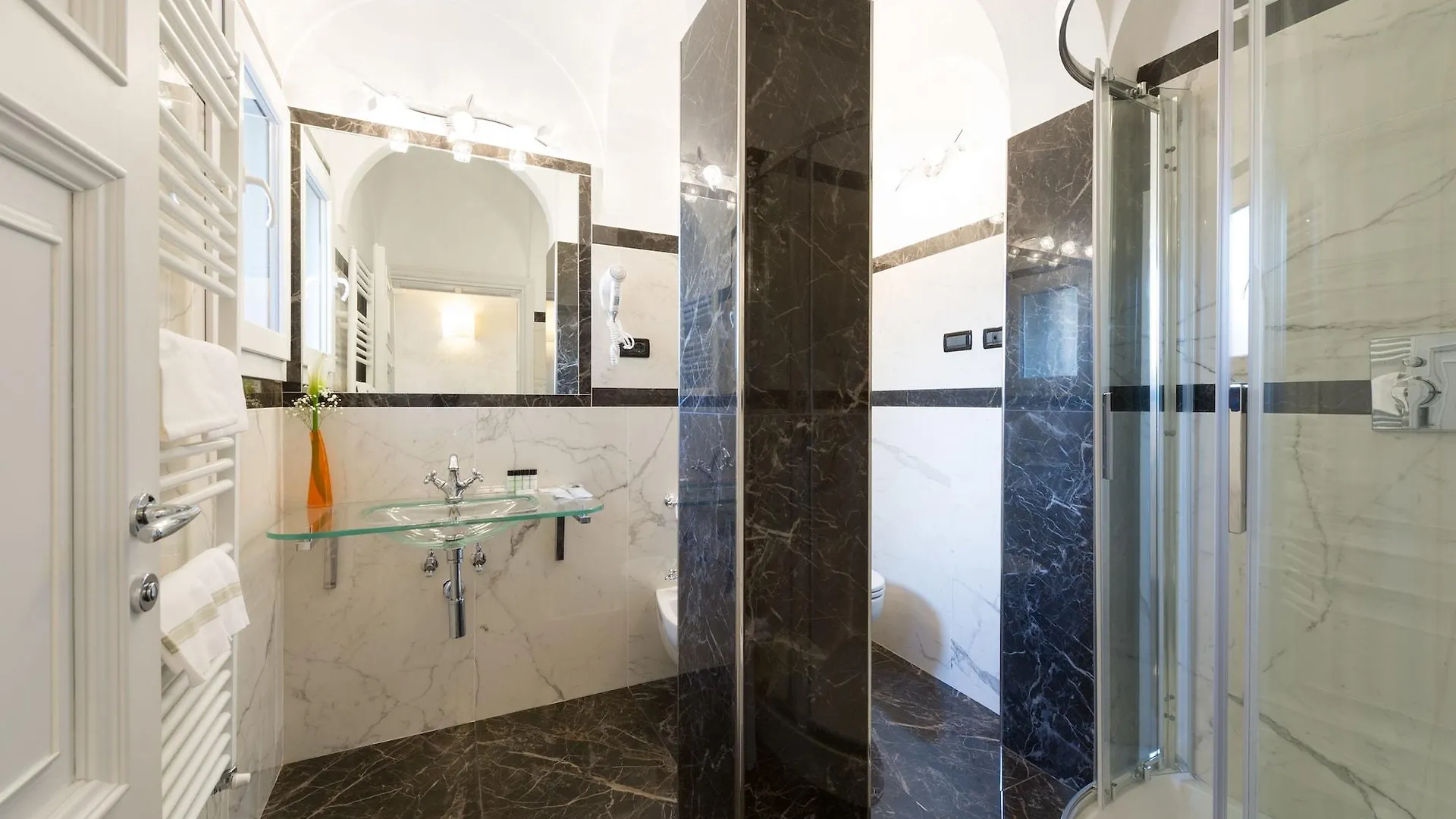 ****  Hotel California Florencia Italia