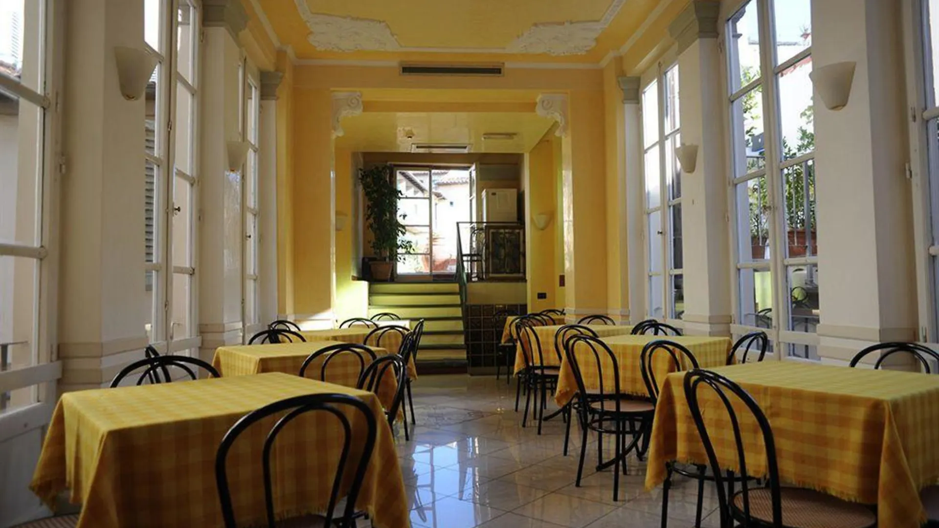 Hotel California Florencia