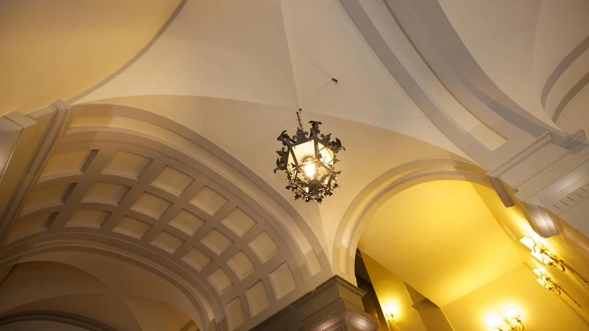 Hotel California Florencia Italia