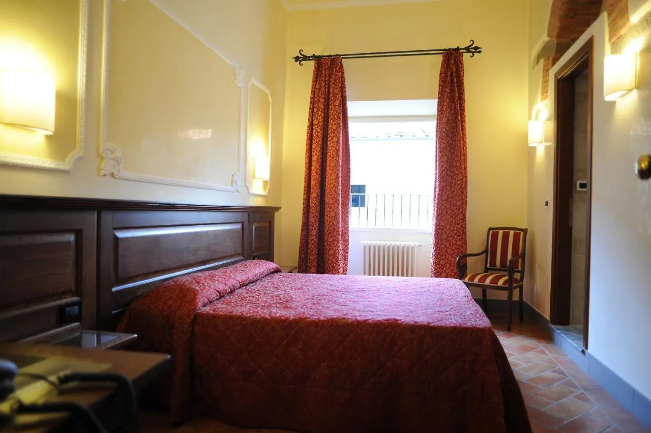 Hotel California Florencia 4*,