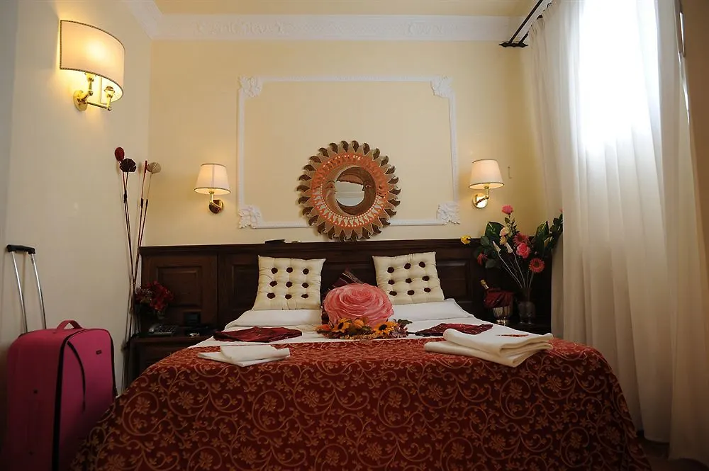 ****  Hotel California Florence Italy